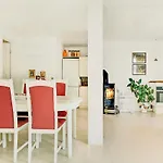 Alojamento de Acomodação e Pequeno-almoço Alokke 3*